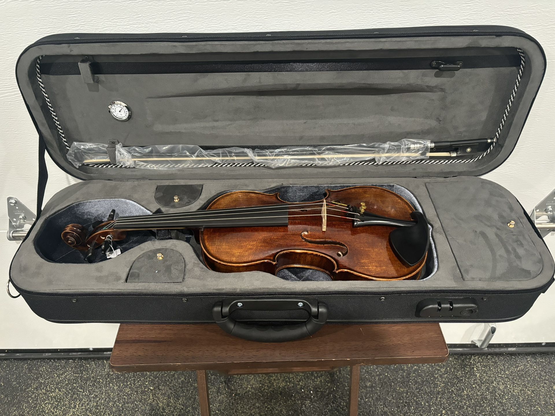 Pressenda Violin 4/4 Outfit! NEW!