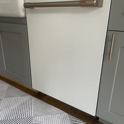 Used GE Cafe Dishwasher 