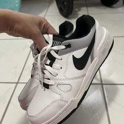 Nike 6Y 