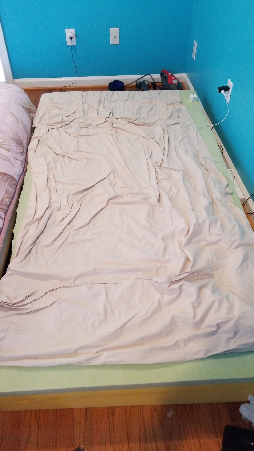 Twin mattress