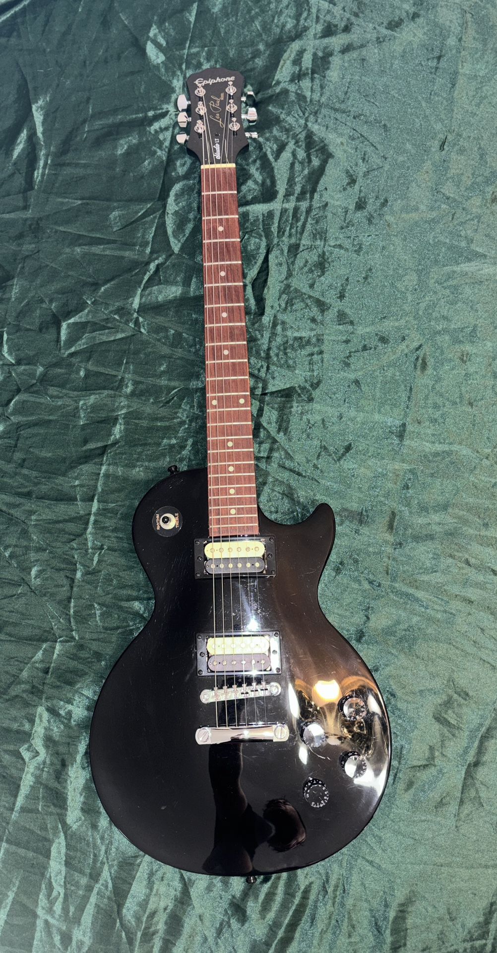 Electric Guitar Les Paul Studio LT