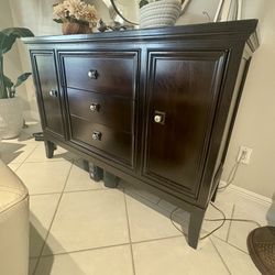 Buffet and coffee Table set $260