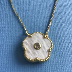Beautifully Designed Necklace Mother Of Pearl Pendant /Gold with Adjustable  Length Chain  *Ship Nationwide Or Pickup Boca Raton 