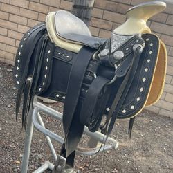 Silla De Caballo - Horse Saddle