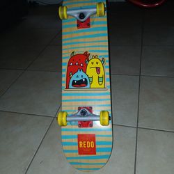 💥REDO SKATEBOARD- BRAND NEW💥*