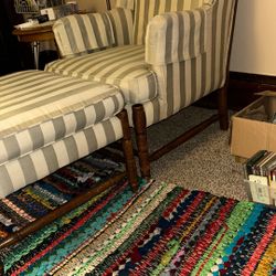 Chair With Ottoman 