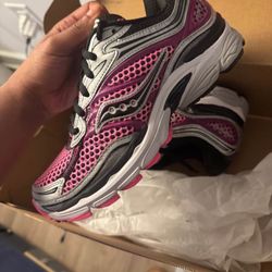 brand new 7.5 women