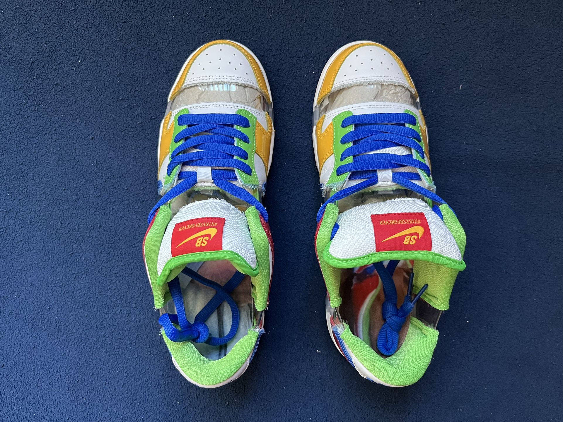 Nike SB Dunk Low Sandy Bodecker