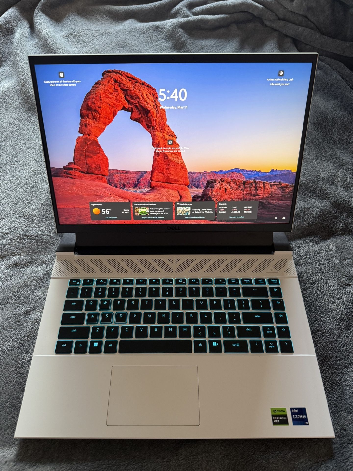Laptop Dell G16 2025 Like New With Box