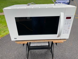 LG Microwave - white