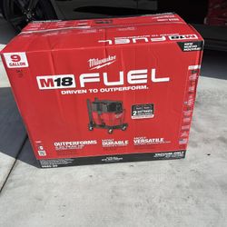 Cordless Milwaukee  Vacuum 