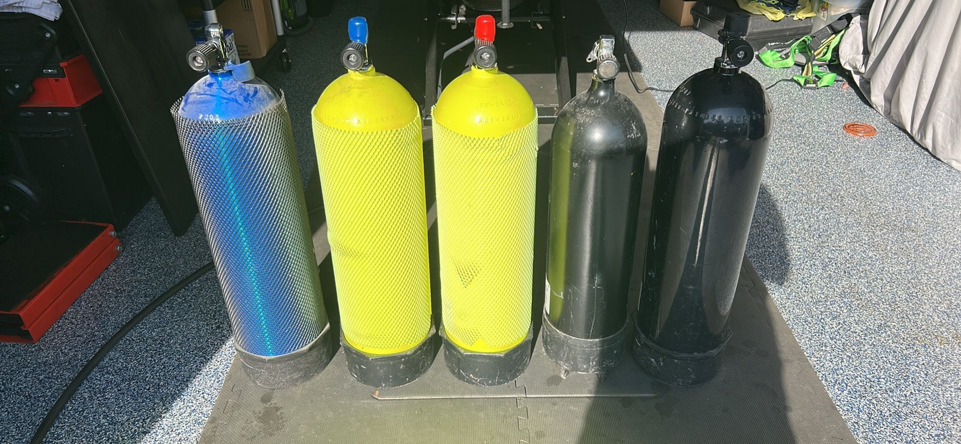 New Scuba Diving Tanks Aluminum