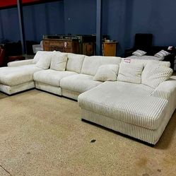 LINDYN IVORY 4-PIECE DOUBLE CHAISE SECTIONAL