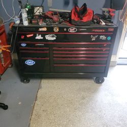 Roll Away Toolbox Snap On