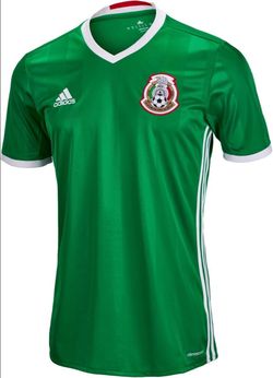 2016 Mexico home jersey