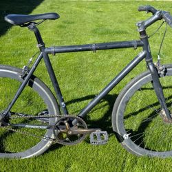 American Flyer Fixie Bike (54cm, Medium) - Excellent Condition