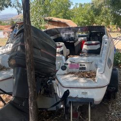 Bayliner Boat 