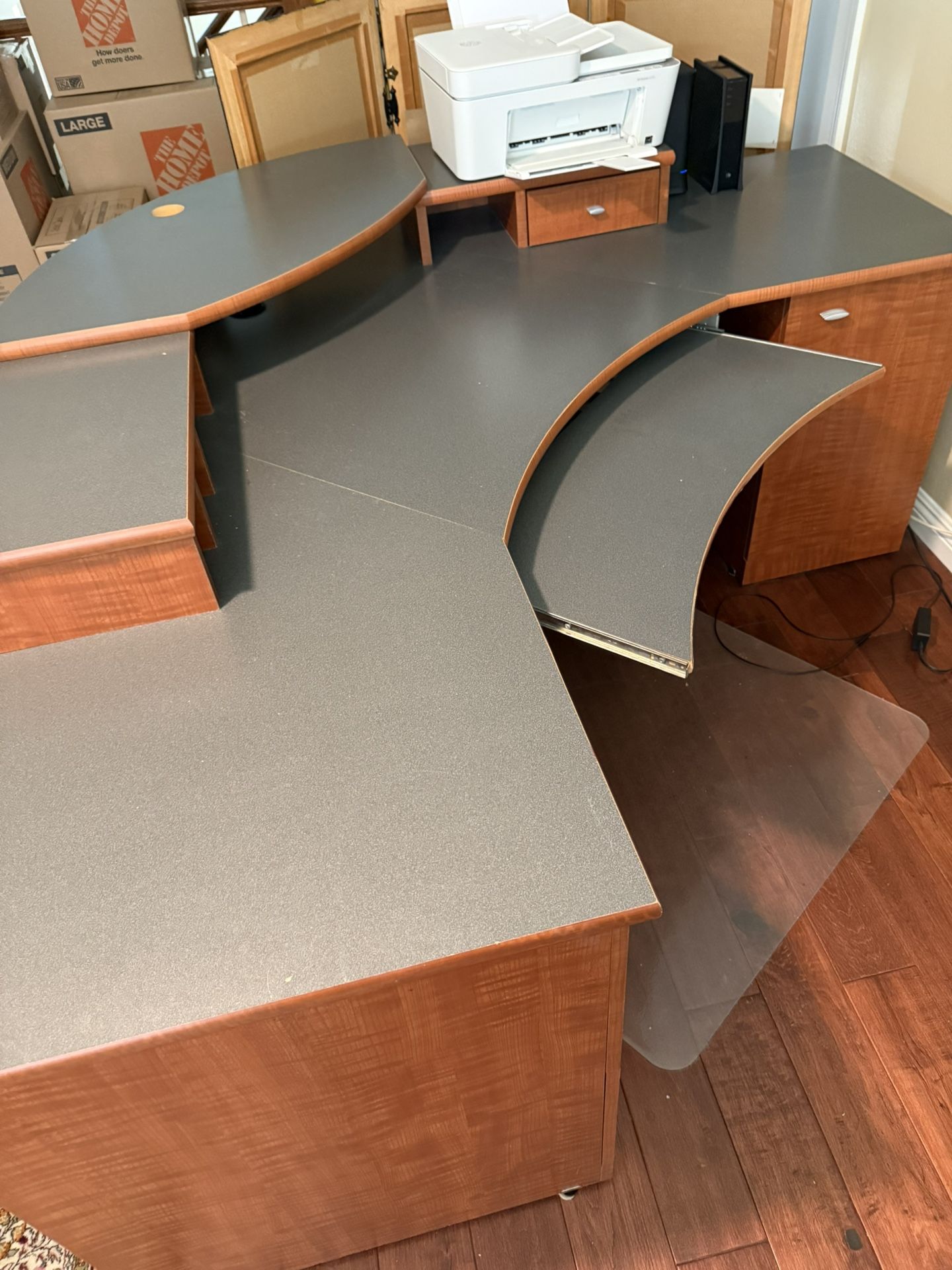 Executive Desk Set
