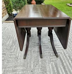 Dining  Table 