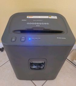 Royal 18MC Micro-Cut Shredder – 18 Sheet Capacity