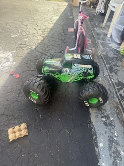 Monster Truck Big With Remote Control