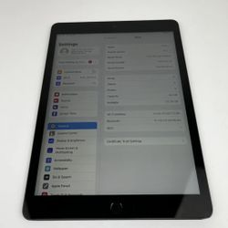 iPad 9th  (comes With Apple Pen)