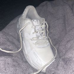 All White Puma LaMelo Ball Basket ball shoes (ONLY WORN ON THE COURT)