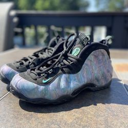 Men’s Nike Air Foamposites Abalone Sz 8.5