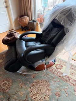 LumanTouch ht-270 massage chair