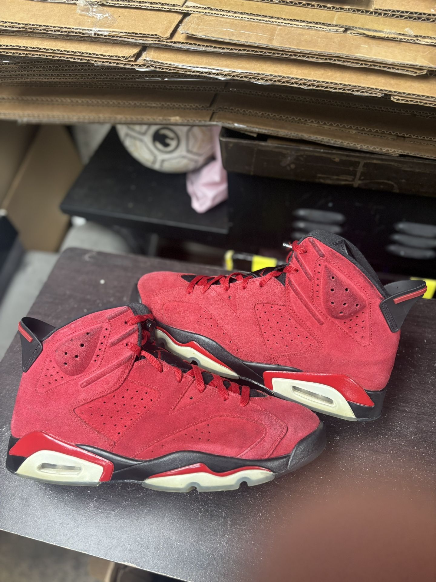 Air Jordan 6 Red Toro