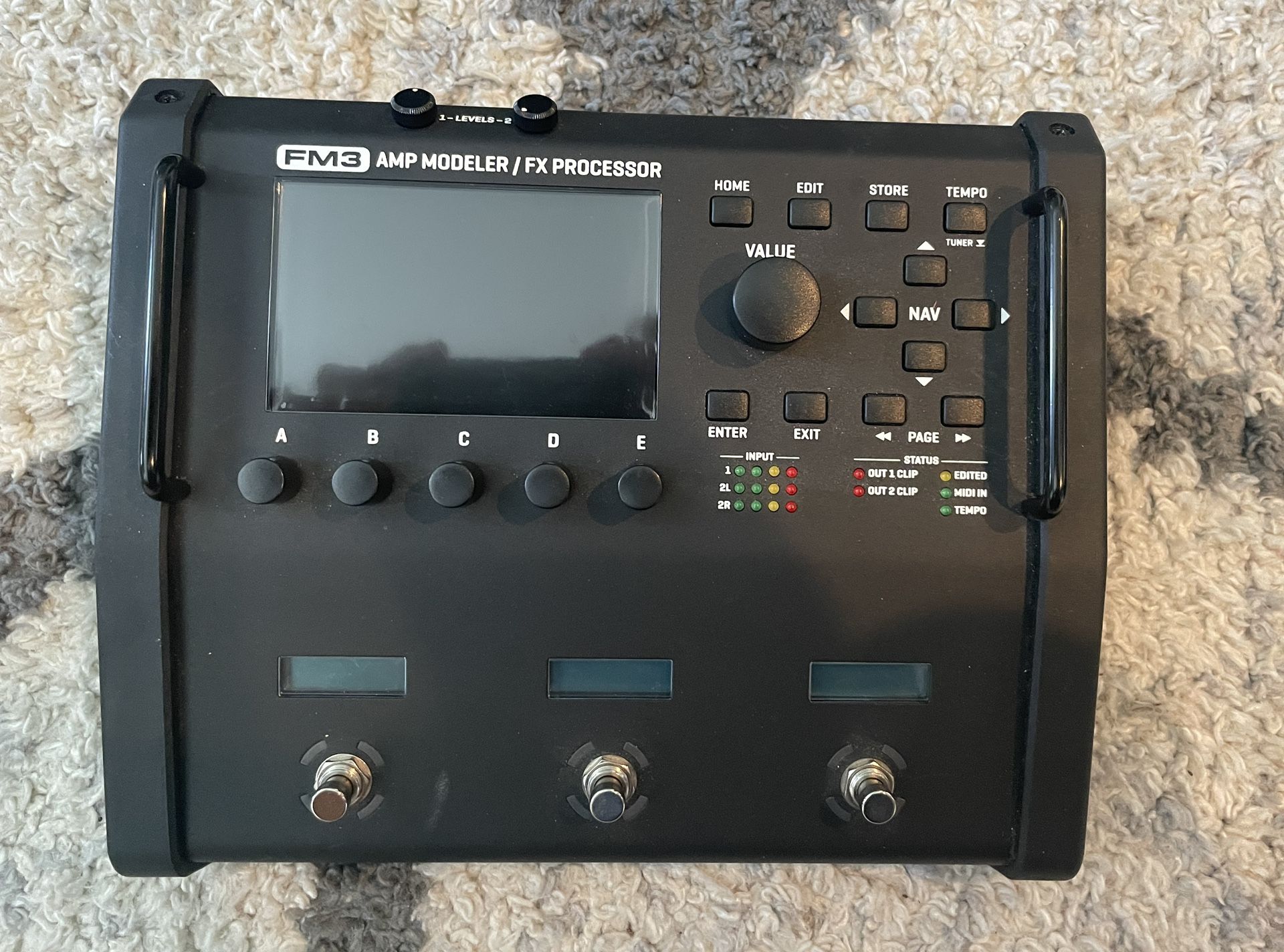 Fractal Audio FM3 + FC-12 Foot Controller Bundle β $1,300