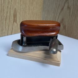 British Boudoir Iron 