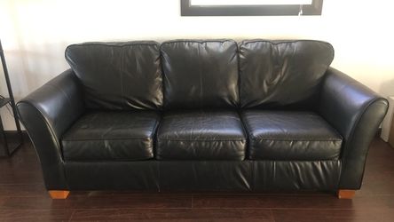 Black Leather Couch/Sofa