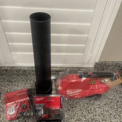 Milwaukee Leaf Blower , 12.0 Battery And Rapid Charger 
