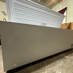 Frigidaire 24.8 Cubic foot Chest Freezer