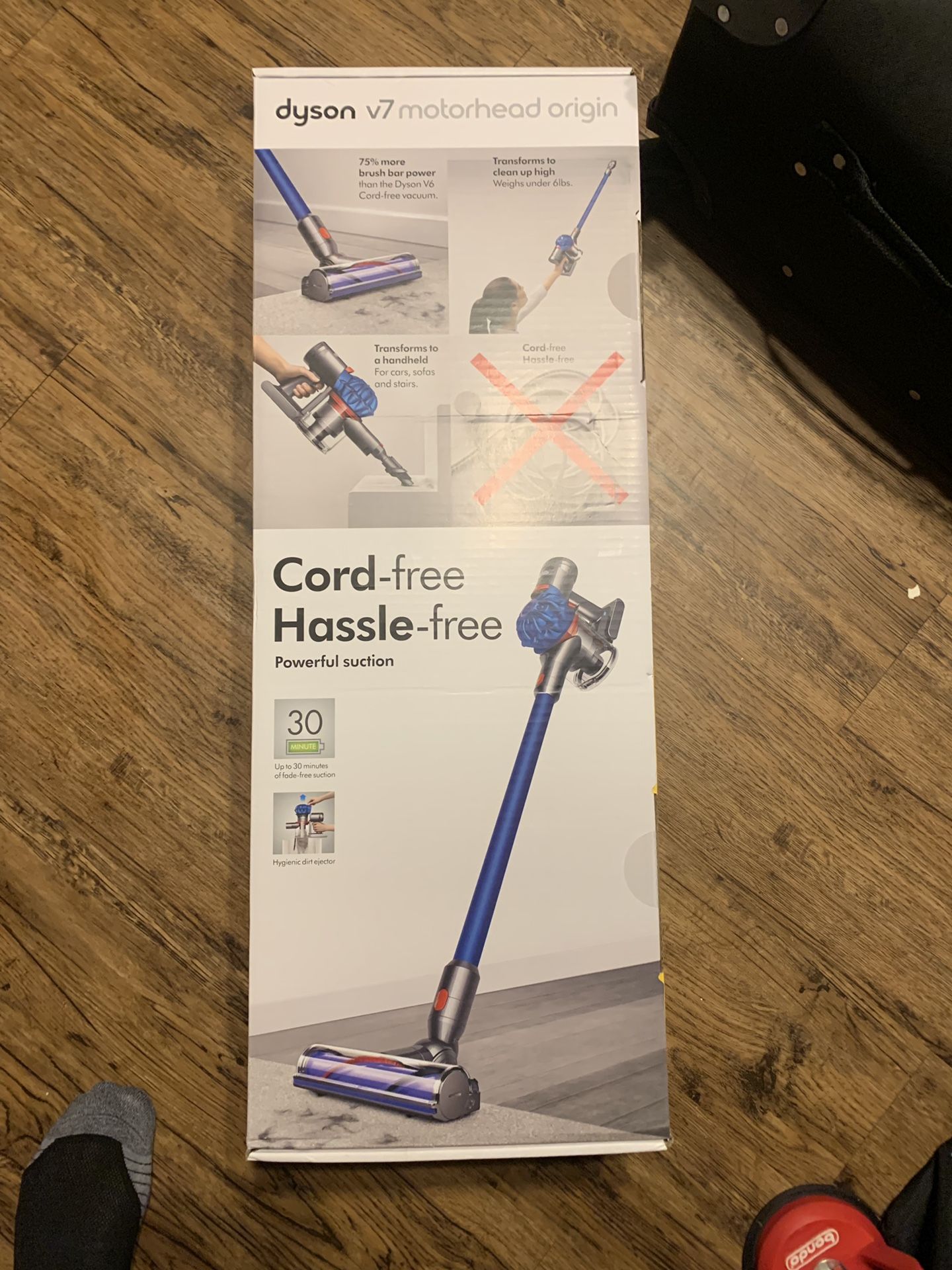 Dyson v7 Motorhead brand new