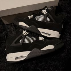 Jordan 4 White Thunder