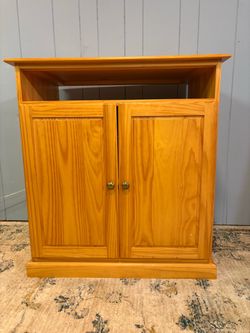 Cabinet – Storage & Shelves