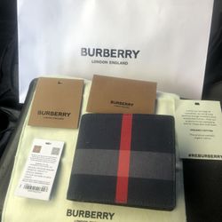 Burberry Wallet Authentic Brand New 