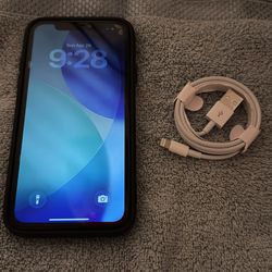 iPhone 11 - 64GB - UNLOCKED FOR ALL CARRIERS!