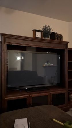 Large TV Panasonic