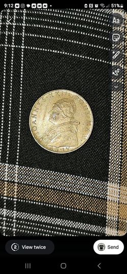 Vatican City 1961 gold coin with dove and rays design