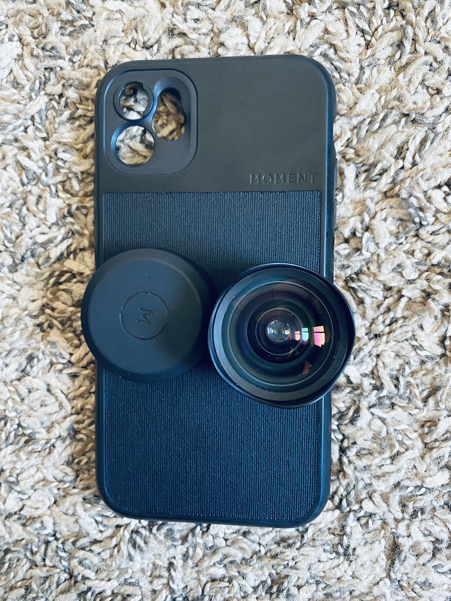 Moment Lens 18mm “With The Case”
