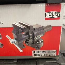 BESSEY 5 in. Multi-Purpose Rotating Pipe and Bench Vise with Swivel Base