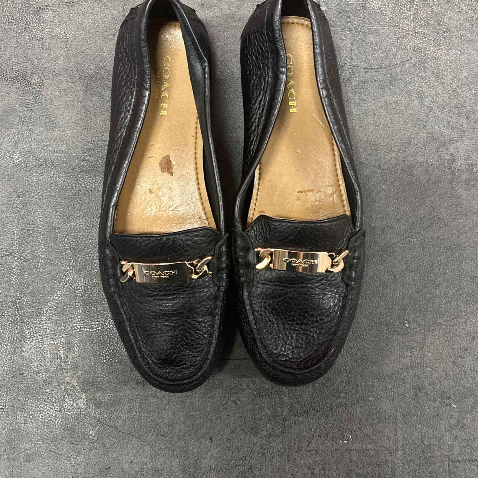 Coach leather loafers Size 6