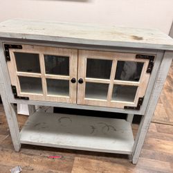 Vintage Farmhouse Style Stand 