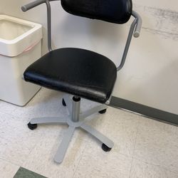 5 Exam Chairs 