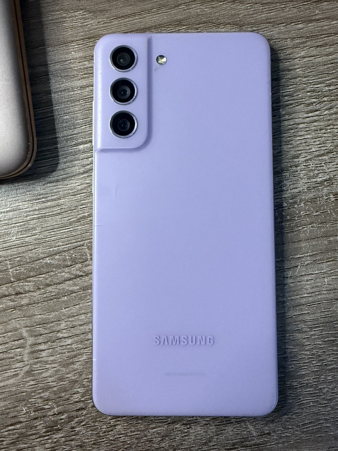 Samsung Galaxy S21 FE 5G – Unlocked – Lavender 💜