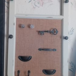 Key Or Jewelry Holder Vintage 