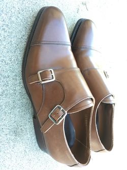 Dress shoes